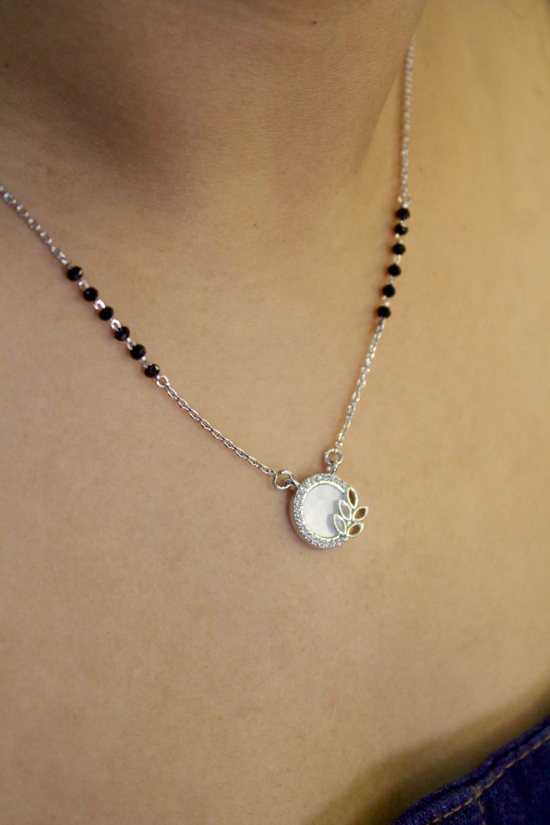 Whispering Leaf Mangalsutra