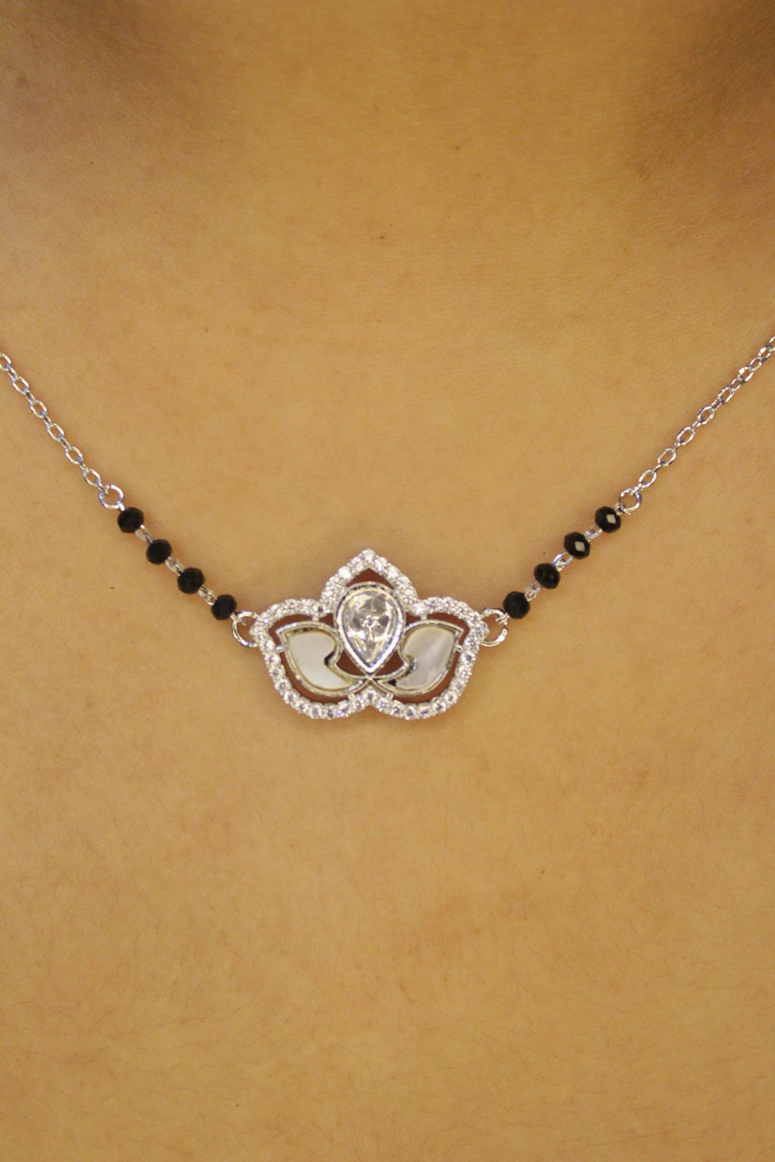 Kamal Vows Mangalsutra