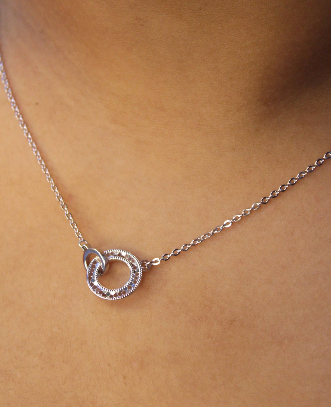 Double Bond Necklace